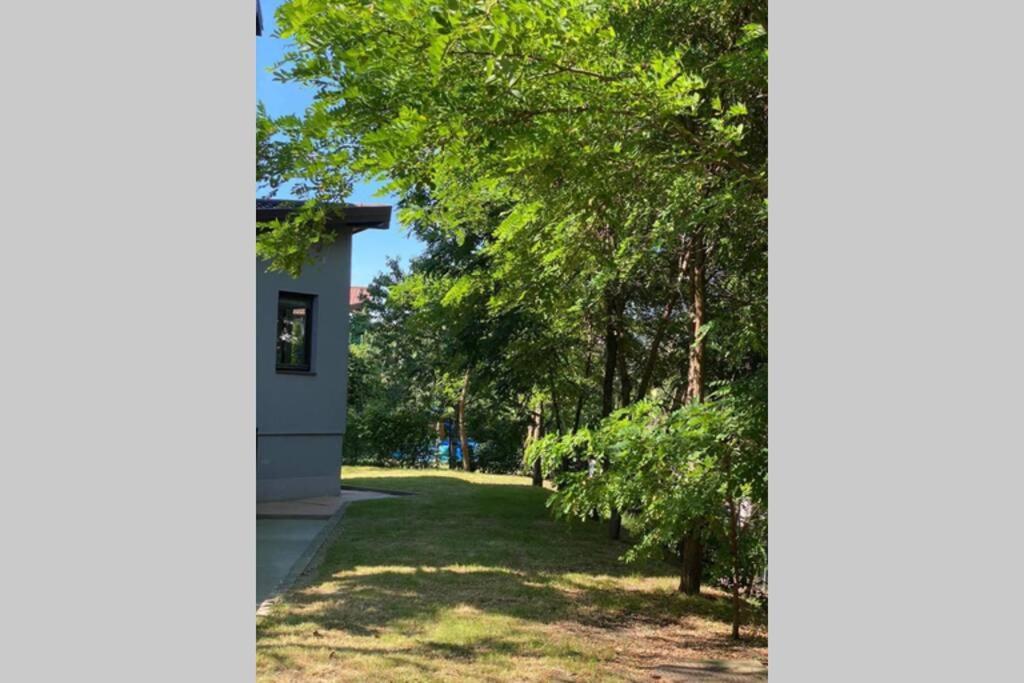 La Tuya Deluxe Villa Iasi Exterior foto
