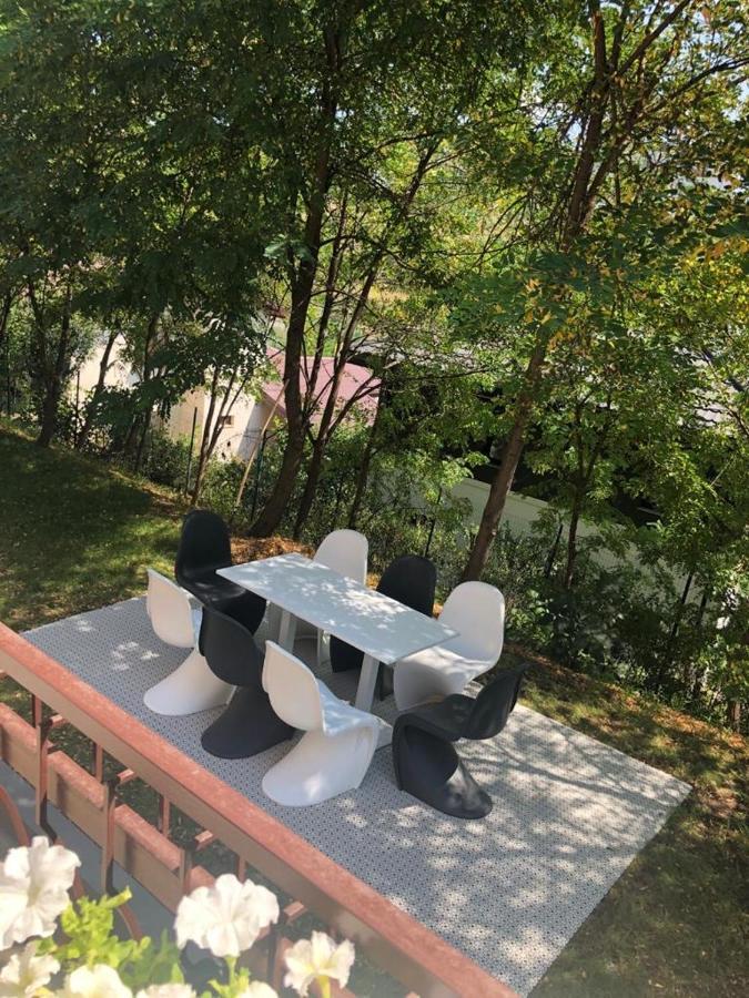 La Tuya Deluxe Villa Iasi Exterior foto